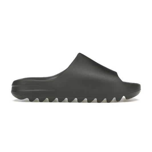 YEEZY SLIDE “DARK ONYX”